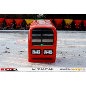 Maska z tworzywa MTZ 82